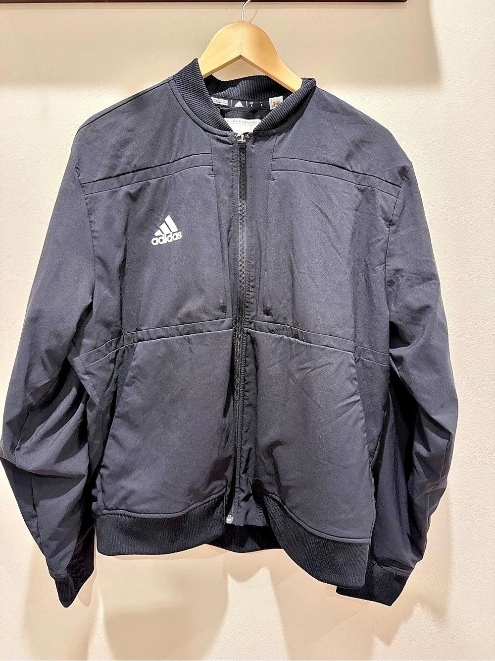 adidas Lightweight Black Jacket Size Large